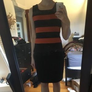 NAVY MIDI DRESS W ORANGE STRIPES